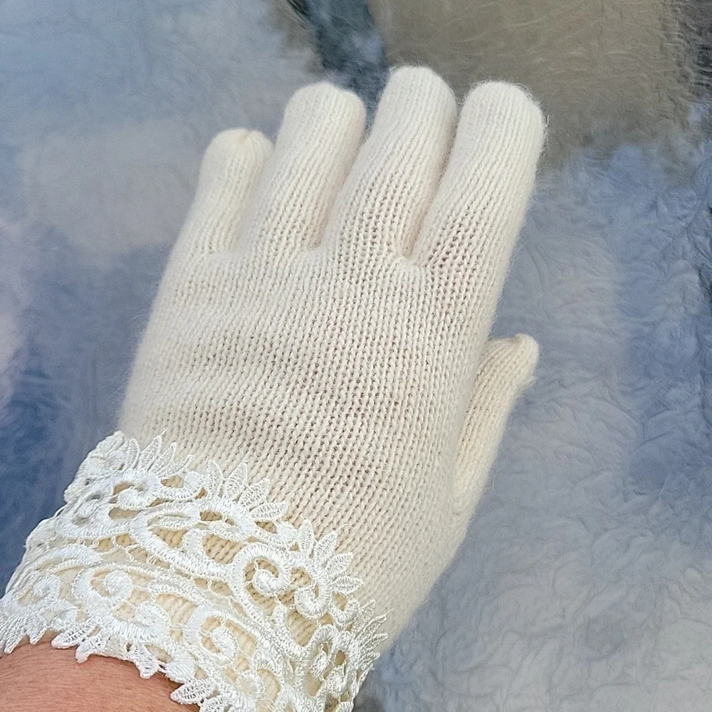 Carolina Amato Wool Angora Rabbit Hair Ivory Knit Laced Gloves sz.8 New
